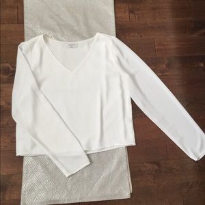 Aritzia Babaton Murphy Longsleeve-White-Size M